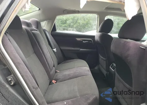 2013 Nissan Altima 2.5 from USA, damaged, VIN 1N4AL3AP1DC280918